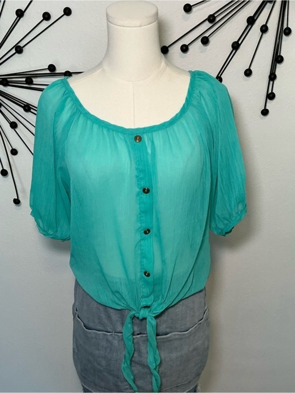 Body Central Aqua Blue Tie Front Blouse Size Medium